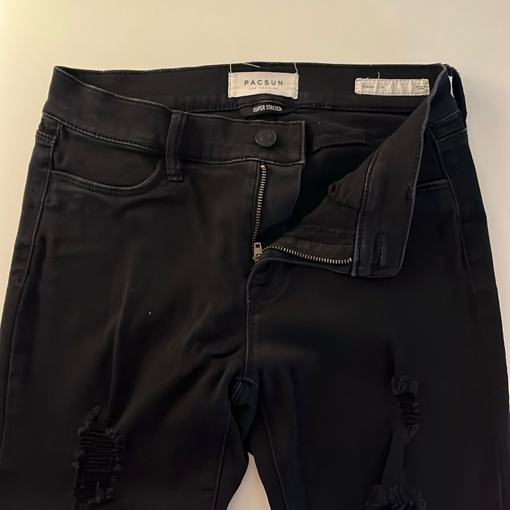 PacSun Black Ripped Jeggings Size 24